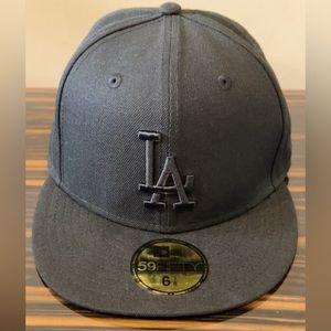 LA Dodgers 59FIFTY Fitted Hat (BRAND NEW)